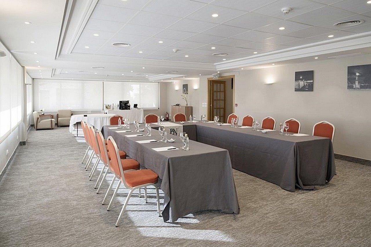 Hotel Blanca De Navarra Pamplona Ngoại thất bức ảnh