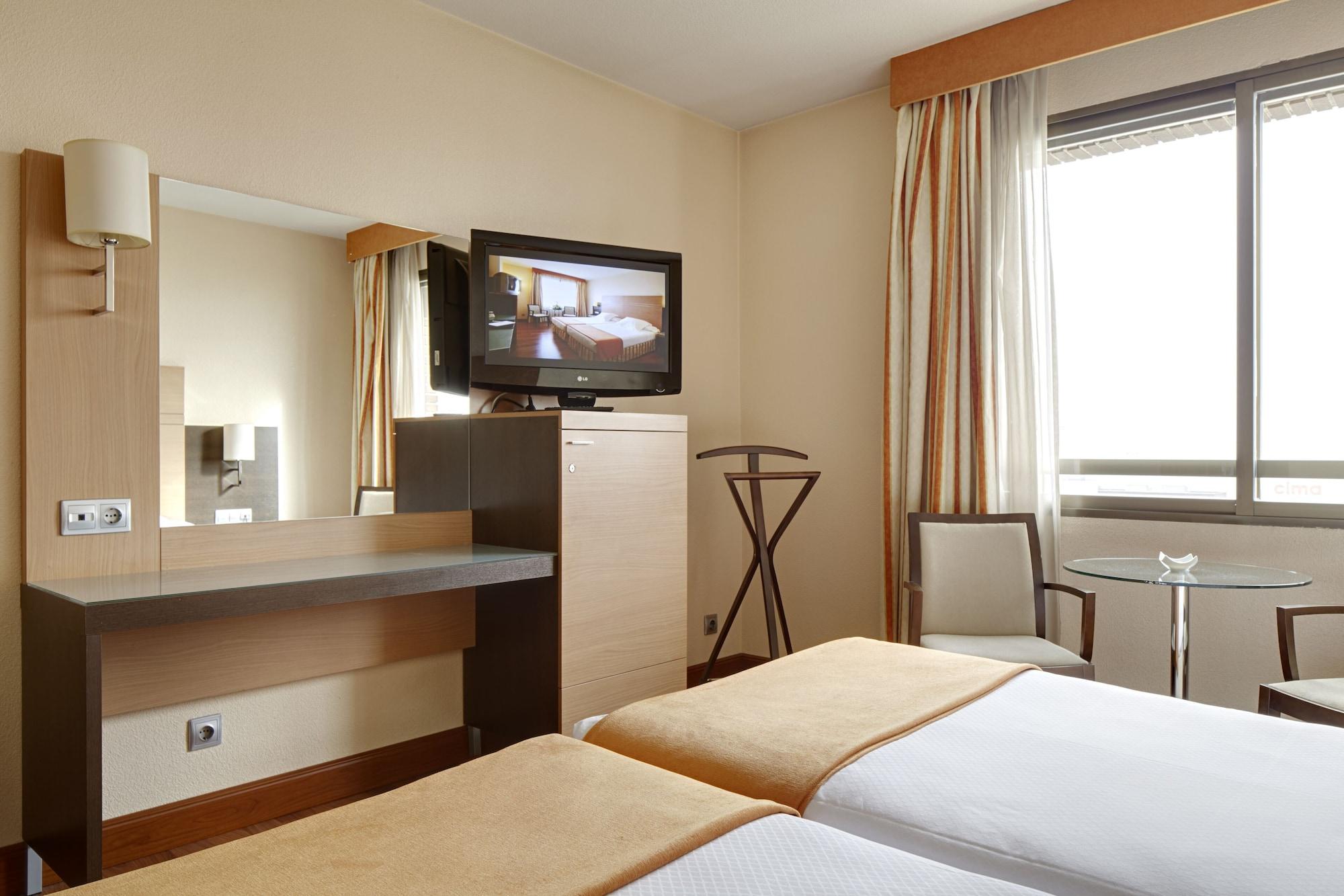 Hotel Blanca De Navarra Pamplona Ngoại thất bức ảnh