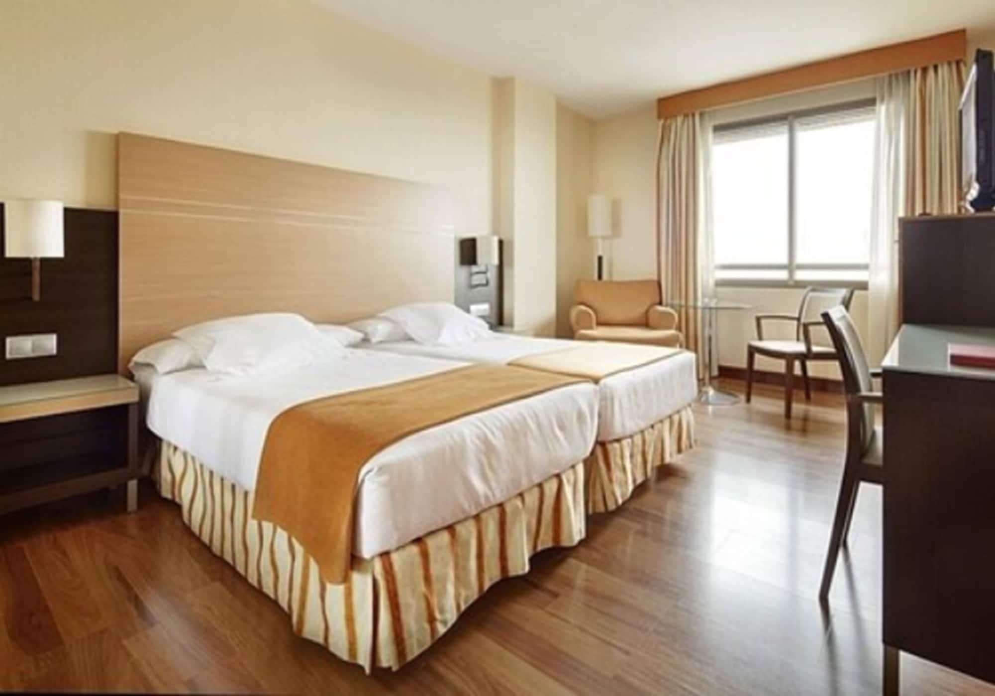 Hotel Blanca De Navarra Pamplona Phòng bức ảnh