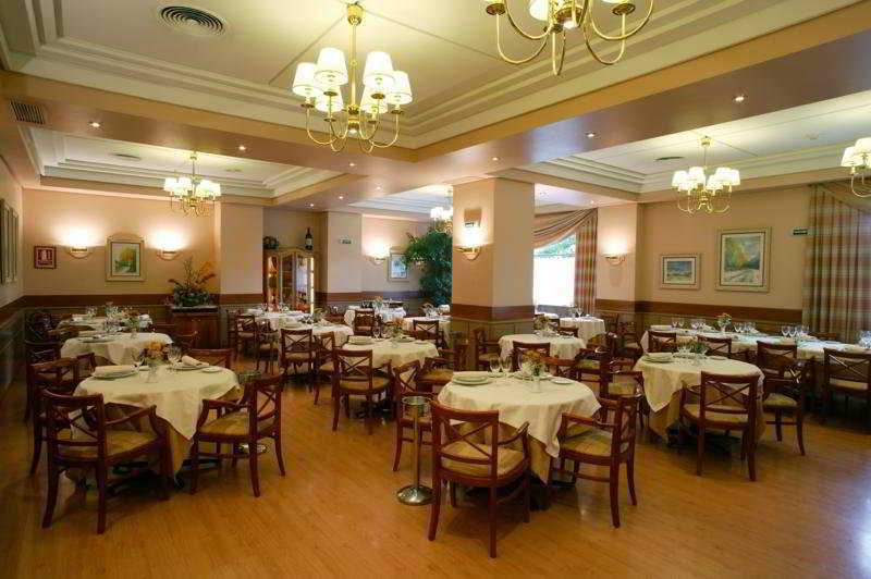 Hotel Blanca De Navarra Pamplona Nhà hàng bức ảnh